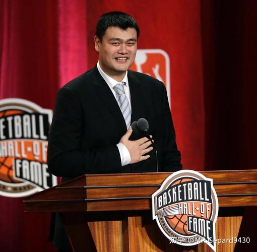 nba教练锡伯杜_锡伯杜获nba赛季最佳教练_锡伯杜教练评价姚明