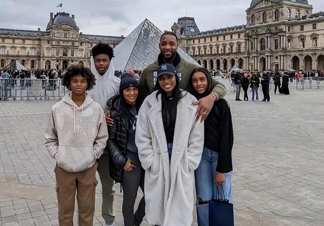 麦迪在cba的薪水_麦迪NBA生涯数据_麦迪职业生涯回顾