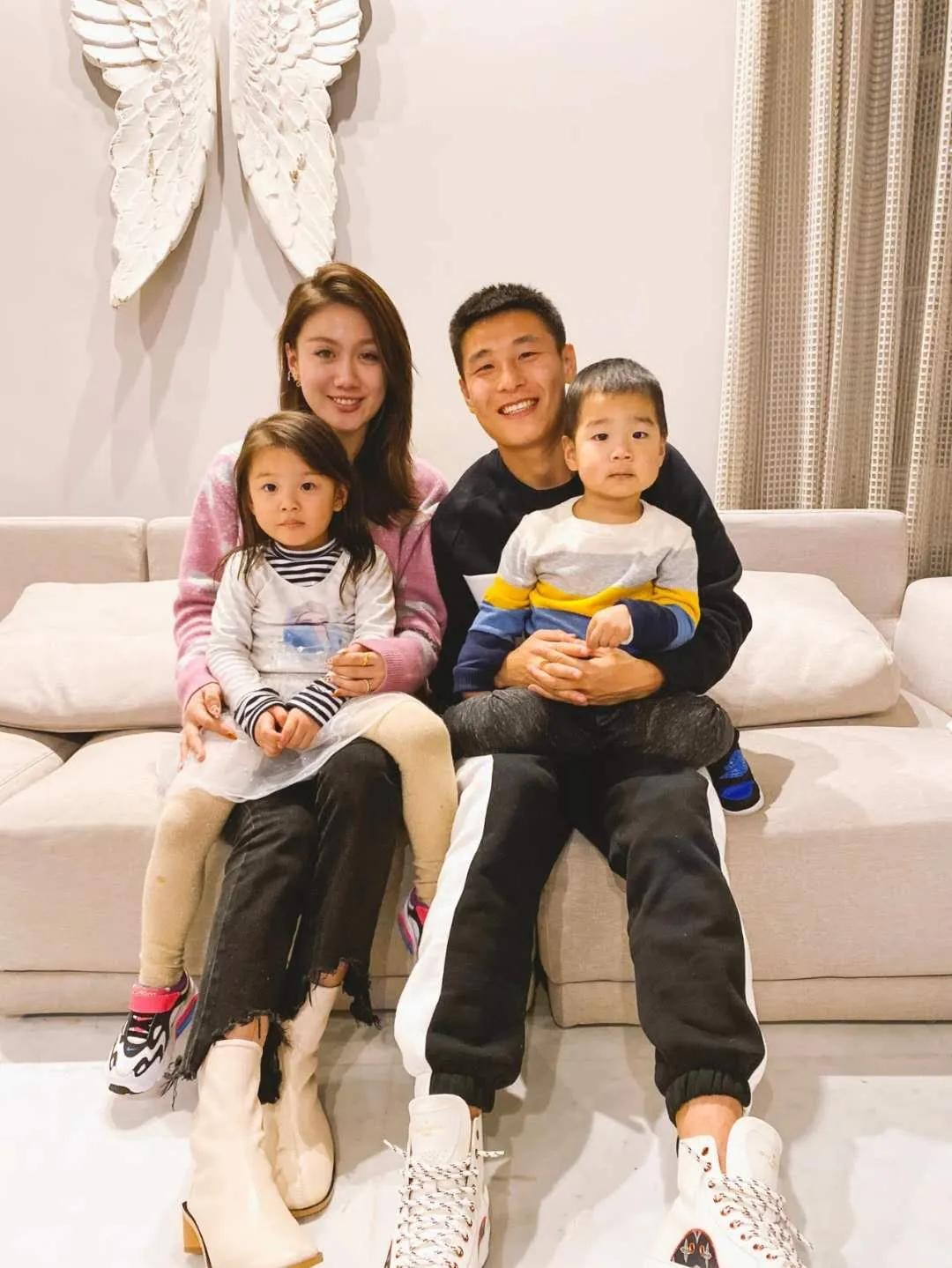 武磊西班牙生活辛酸_武磊妻子代笔周记_武磊 老婆