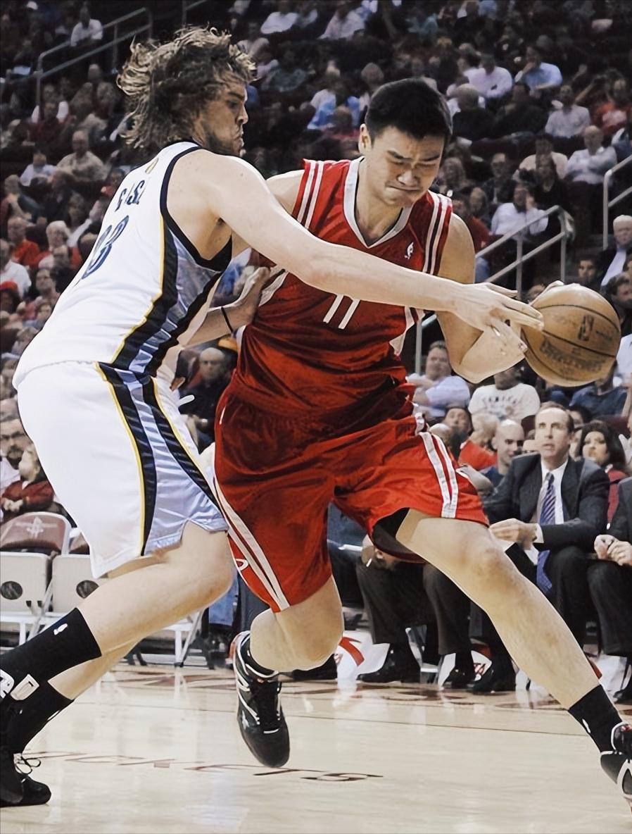 姚明NBA经典战役_姚明十大封神之战_姚明盖帽詹姆斯视频