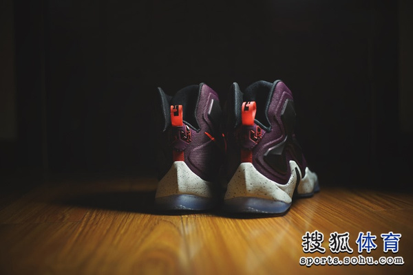 NBA詹姆斯LEBRON 13球鞋_LEBRON 13中国发售时间_詹姆斯13篮球鞋