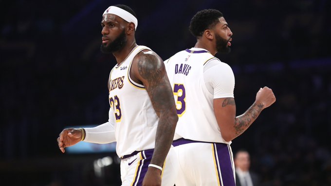 詹姆斯身高更新_詹姆斯的身高_NBA球员身高变化