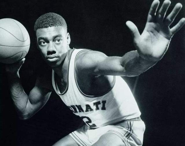 NBA单场20+助攻历史排名_nba个人生涯单次助攻20 排行榜_哈登单场20+助攻次数