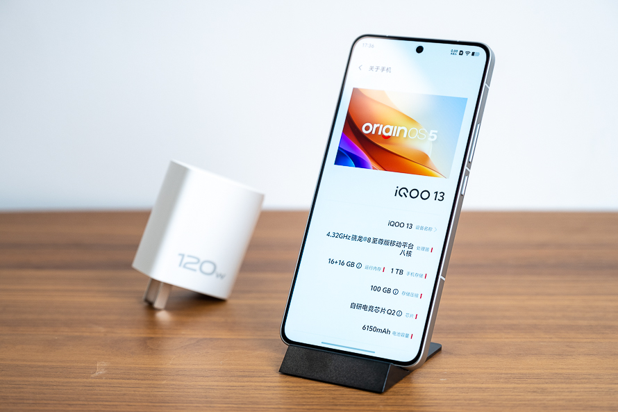  iQOO 13 骁龙8至尊版性能 _3dm 2k13_iQOO 13 2K Q10屏幕 
