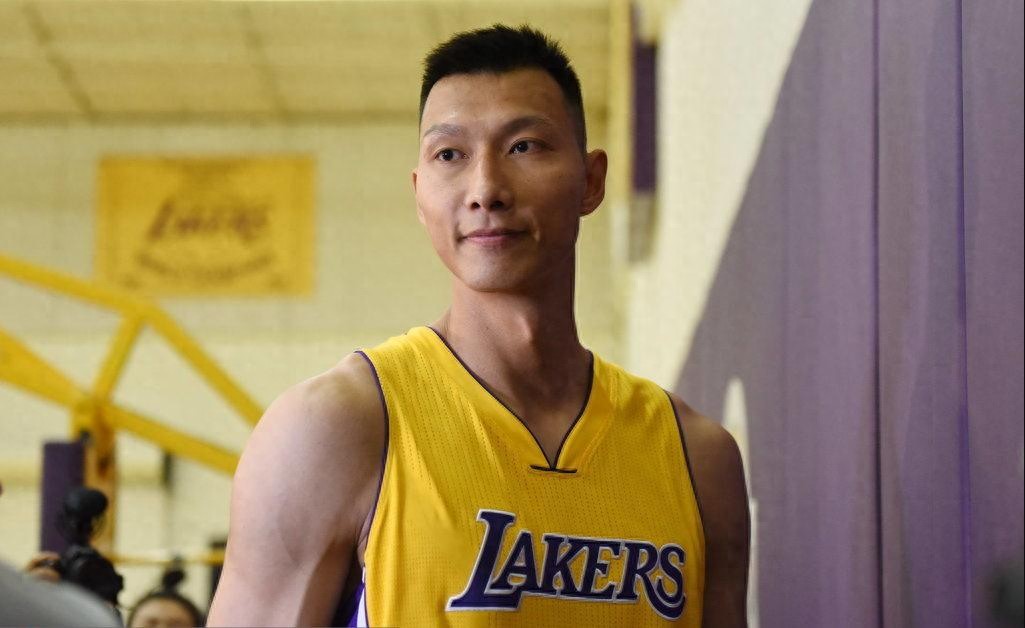 易建联NBA湖人队分手原因_nba湖人易建联_易建联湖人队防守问题