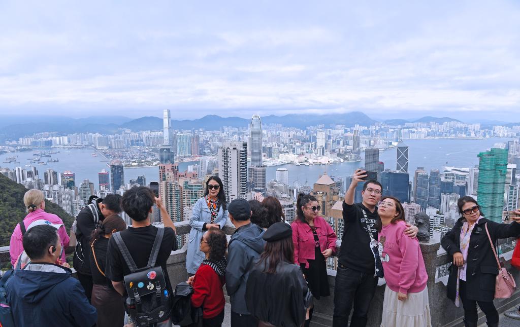过年香港游_香港新春旅游活动_香港春节旅游人数